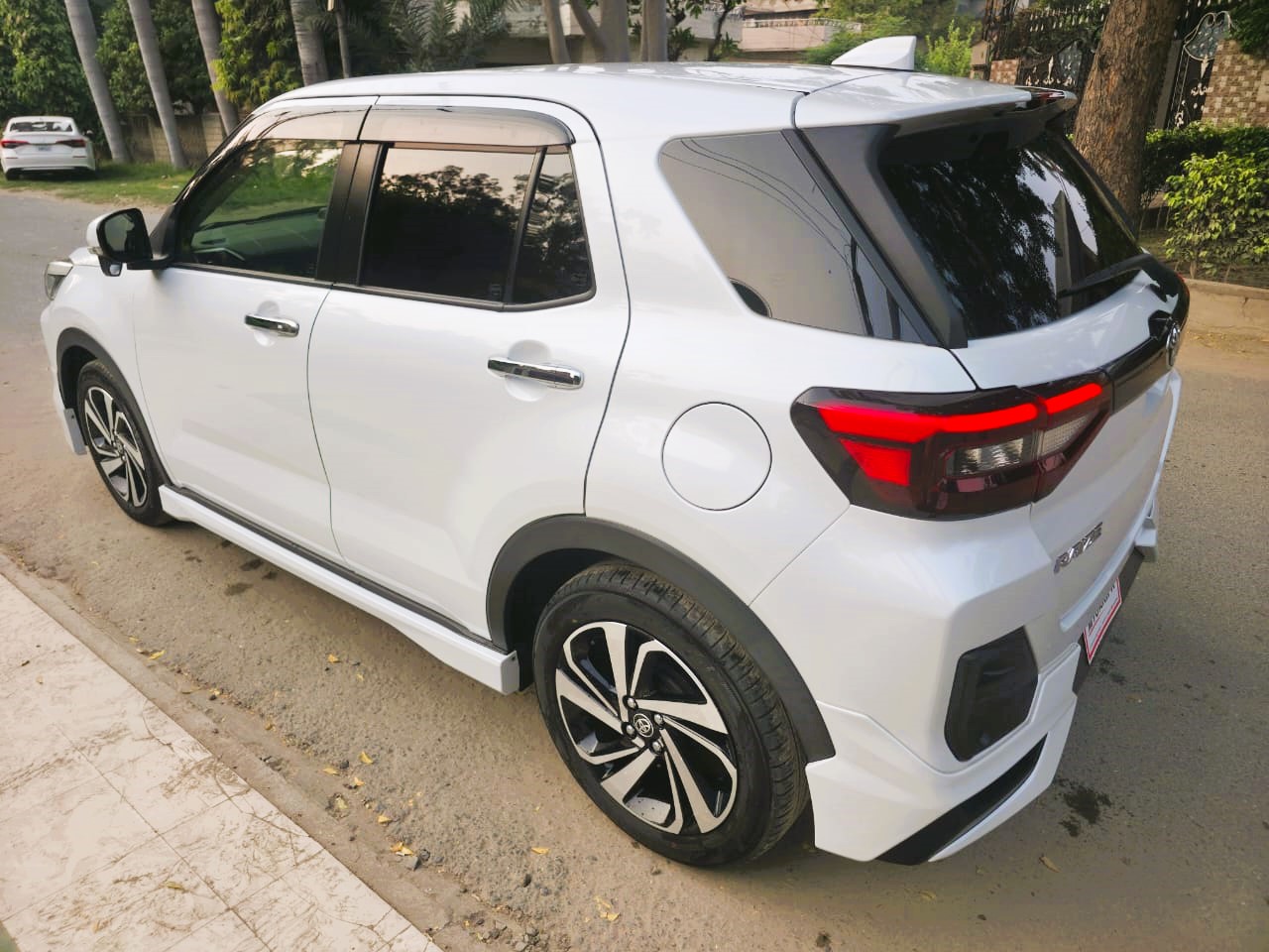 M Riaz Auto MYCAR.PK